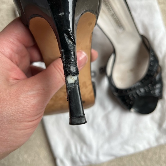 Manolo Blahnik Patent Leather Black - Picture 8 of 9